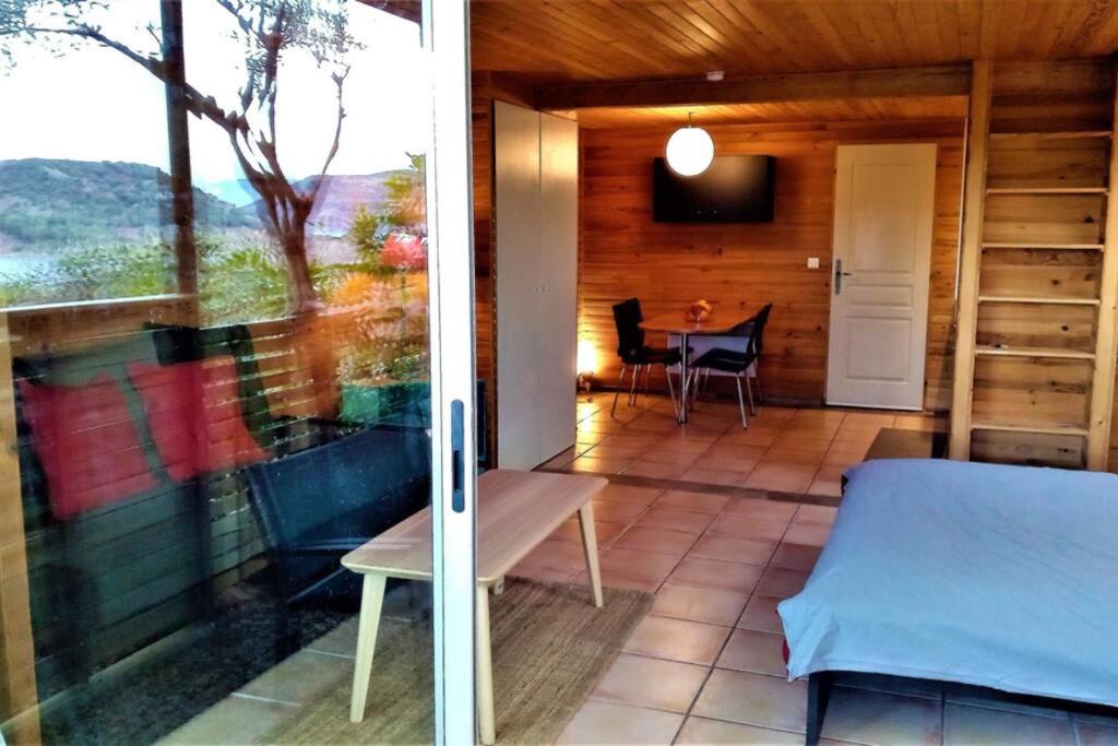 Studio 32M2 - Dans Propriete Avec Vue Imprenable Sur Le Lac Du Salagou Liausson Exteriör bild