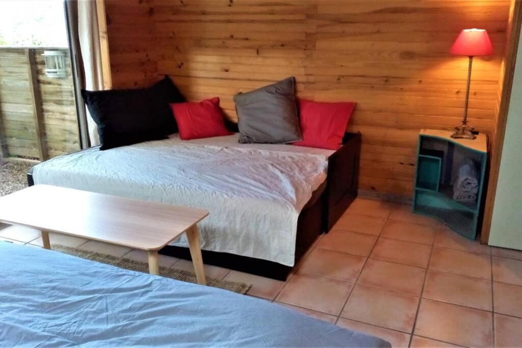 Studio 32M2 - Dans Propriete Avec Vue Imprenable Sur Le Lac Du Salagou Liausson Exteriör bild