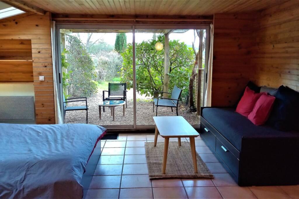 Studio 32M2 - Dans Propriete Avec Vue Imprenable Sur Le Lac Du Salagou Liausson Exteriör bild